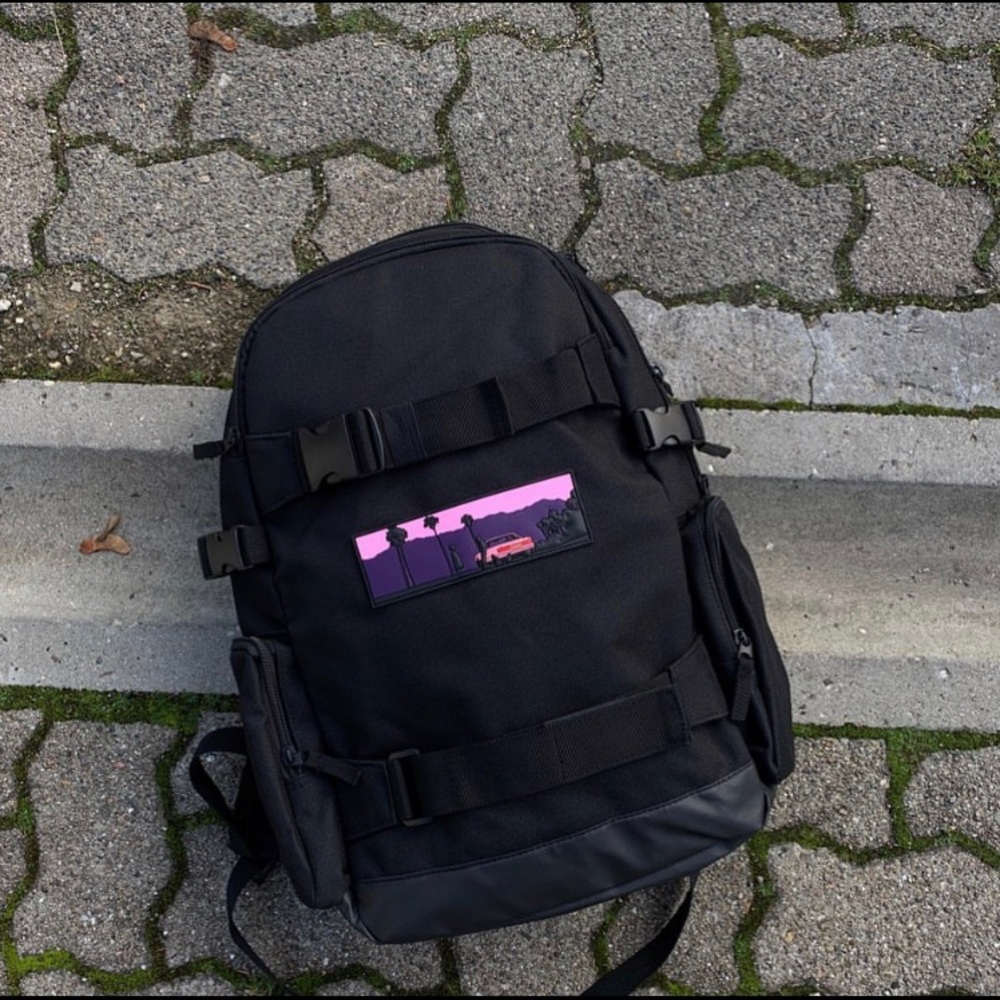 Derschutze x Heanzo "silence" Backpack Box Logo